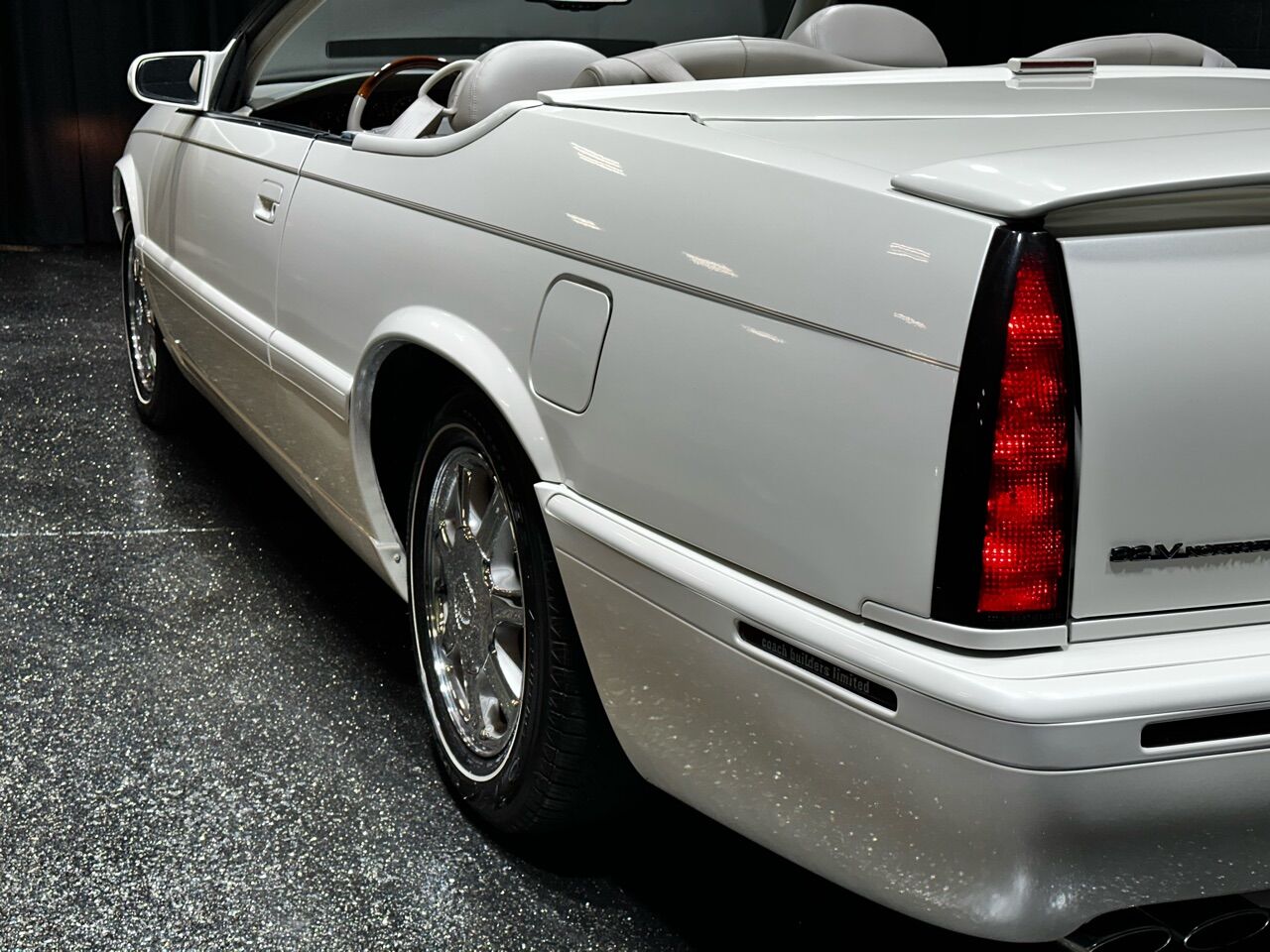 2000 Cadillac Eldorado 34