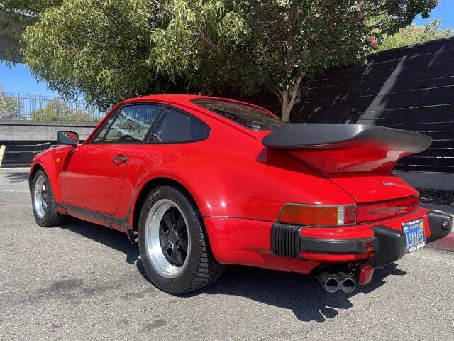 1985 Porsche 911 Carrera