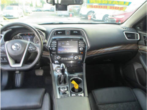 2017 Nissan Maxima Platinum