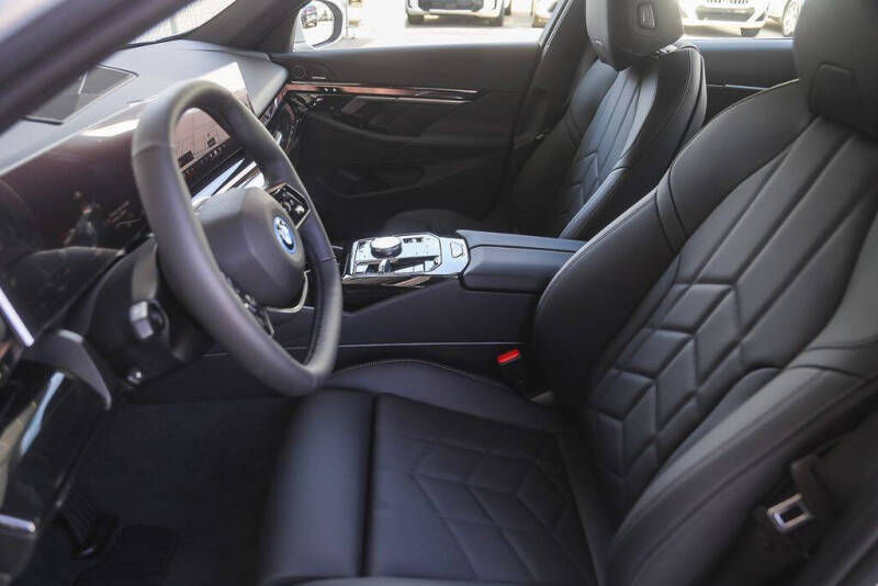 2026 BMW i5 eDrive40