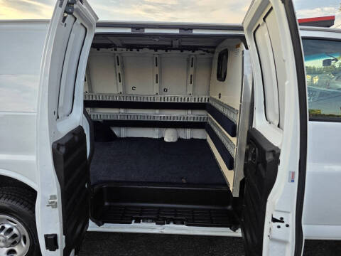 2018 Chevrolet Express 2500