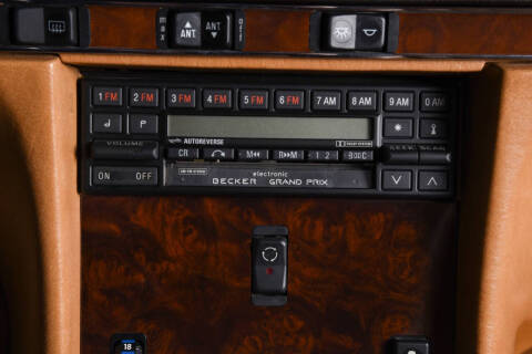 1988 Mercedes-Benz 560-Class 560 SL