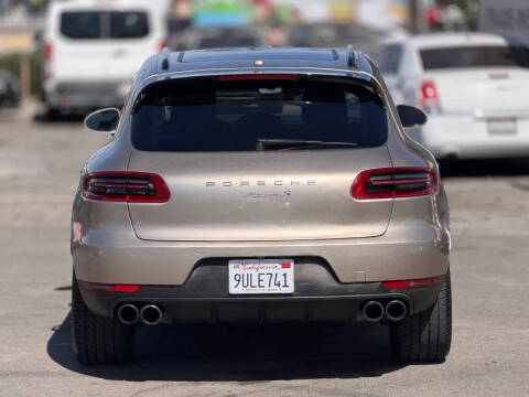 2016 Porsche Macan S