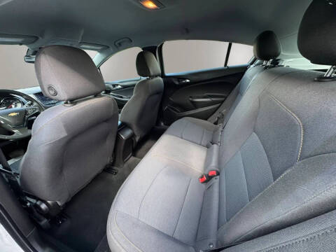 2019 Chevrolet Cruze LS