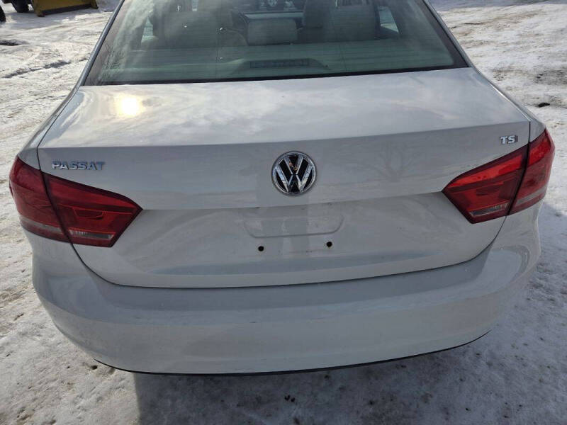 2015 Volkswagen Passat 1.8T Limited Edition