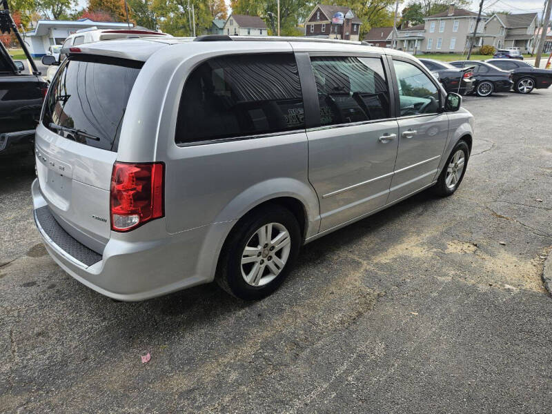 2011 Dodge Grand Caravan Crew