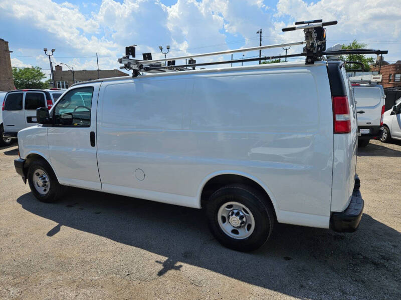 2017 Chevrolet Express 2500