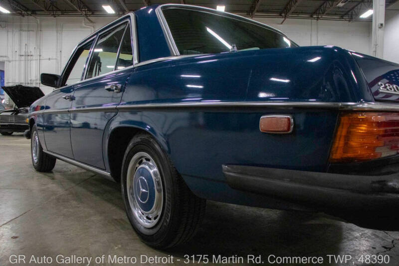 1975 Mercedes-Benz 280-Class