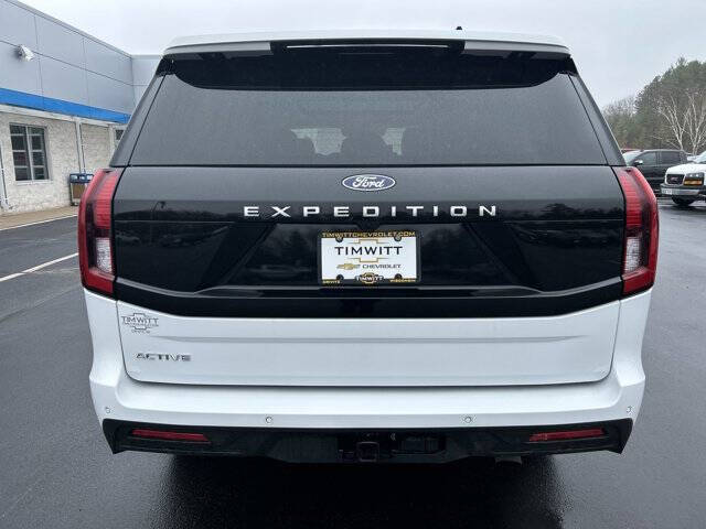 2025 Ford Expedition Active