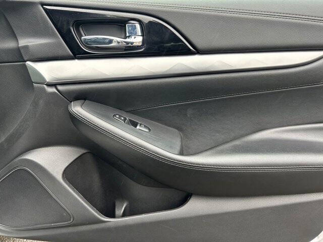 2022 Nissan Maxima 3.5 SV