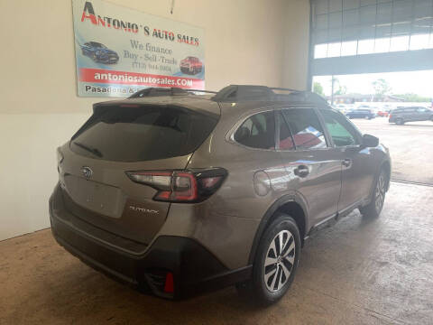 2022 Subaru Outback Premium