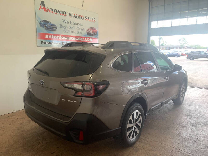 2022 Subaru Outback Premium