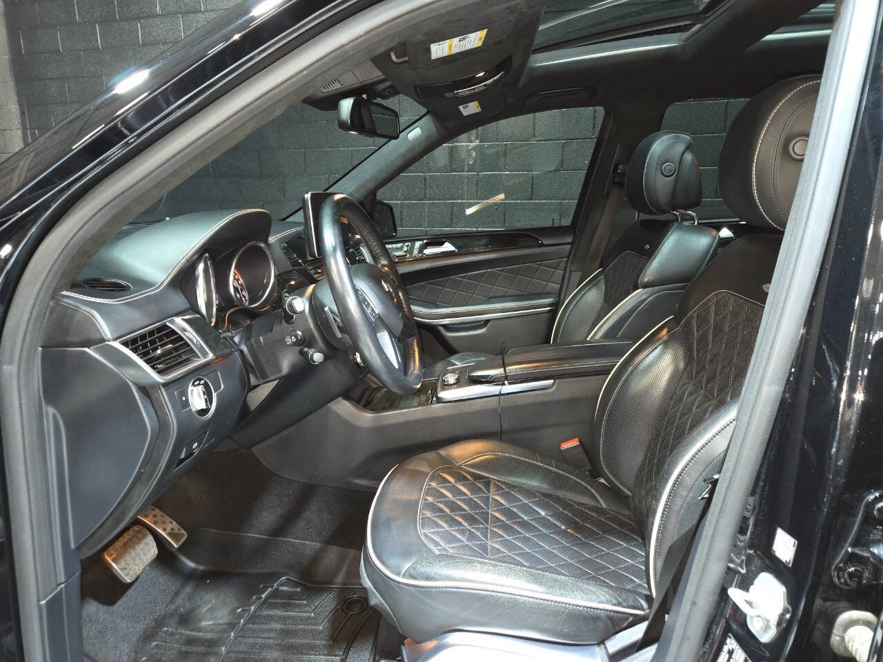 2015 Mercedes-Benz GL-Class 69