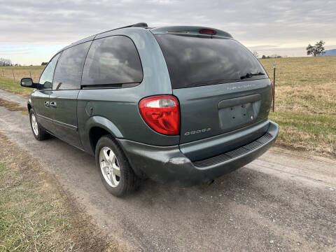 2005 Dodge Grand Caravan SXT