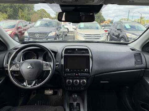 2020 Mitsubishi Outlander Sport SE