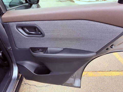 2021 Nissan Rogue S