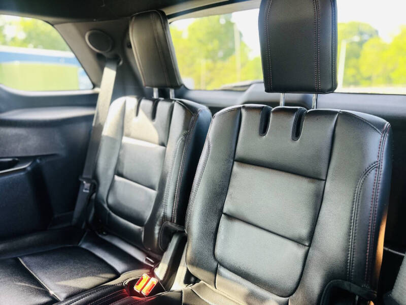 2016 Ford Explorer Sport
