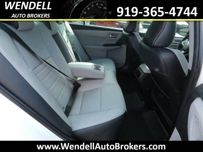 2016 Toyota Camry SE