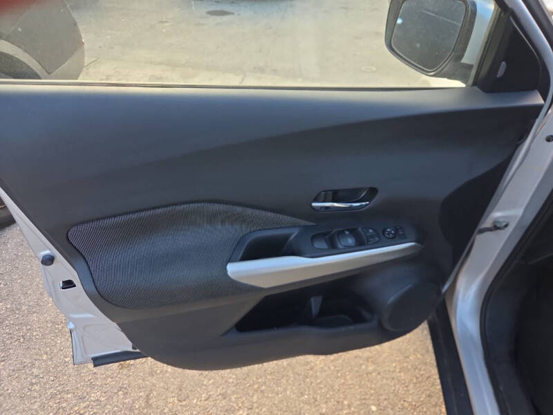 2019 Nissan Kicks SV