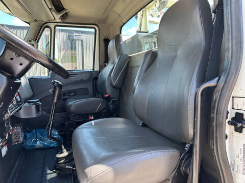 2013 International DuraStar 4400