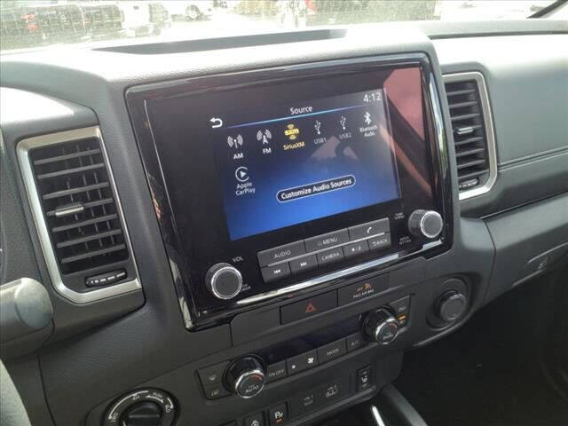 2023 Nissan Frontier SV