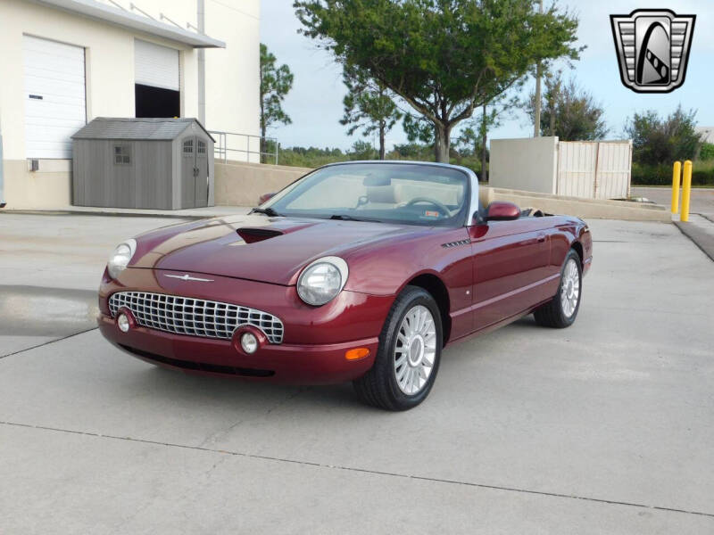 2004 Ford Thunderbird Deluxe