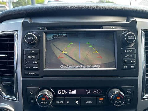 2017 Nissan Titan SV