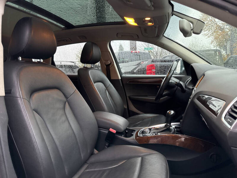 2012 Audi Q5 3.2 quattro Premium Plus