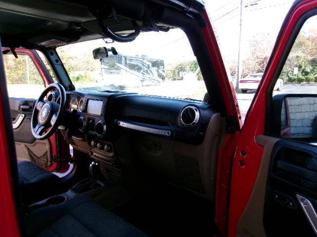 2011 Jeep Wrangler Unlimited Sahara