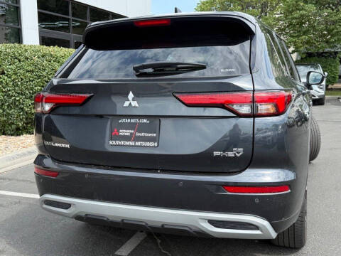 2024 Mitsubishi Outlander Plug-in Hybrid SE - Photo 35