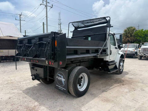 2011 Freightliner M2 106