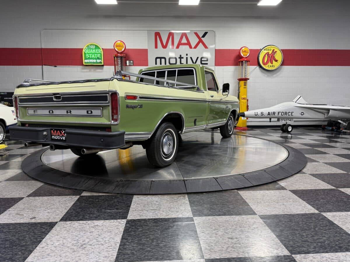 1976 Ford F-150 13