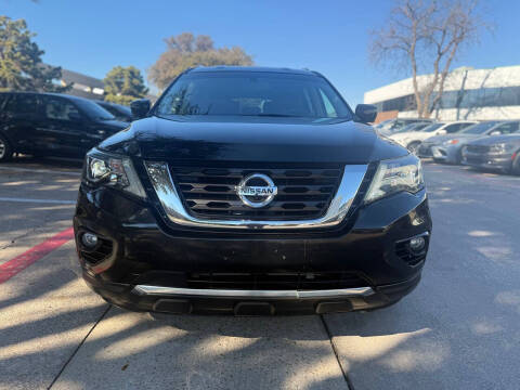 2019 Nissan Pathfinder SL