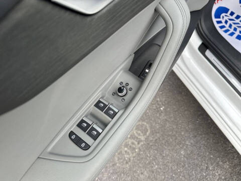 2024 Audi A4 quattro S line Prem Plus 45 TFSI