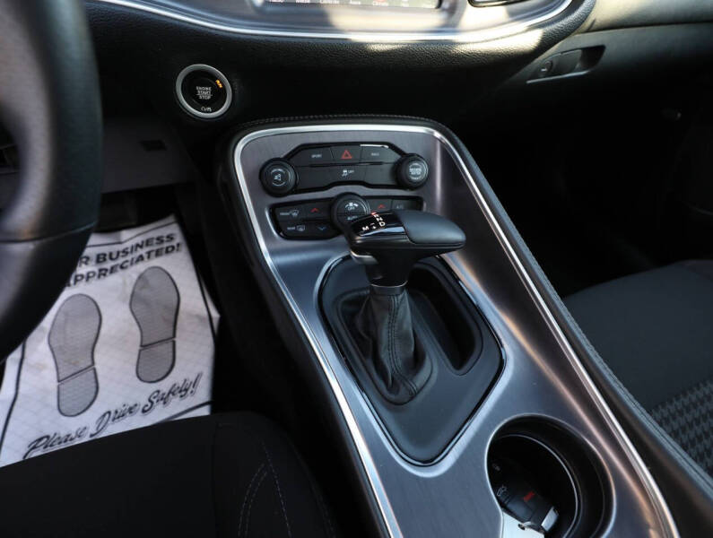 2016 Dodge Challenger SXT