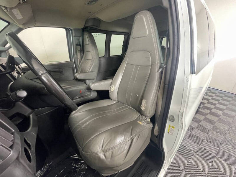 2016 Chevrolet Express LS 2500