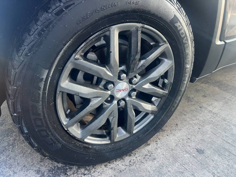 2019 GMC Acadia SLT-1