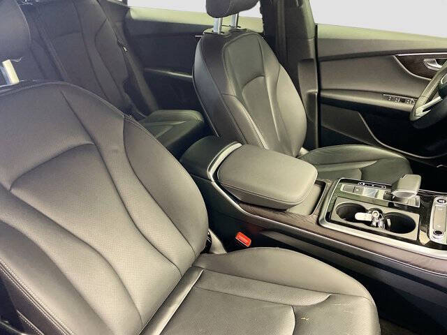 2021 Audi Q8 quattro Premium Plus 55 TFSI