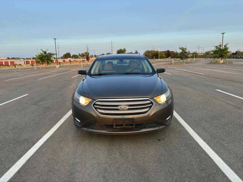 2015 Ford Taurus SEL