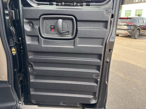 2025 Chevrolet Express 2500