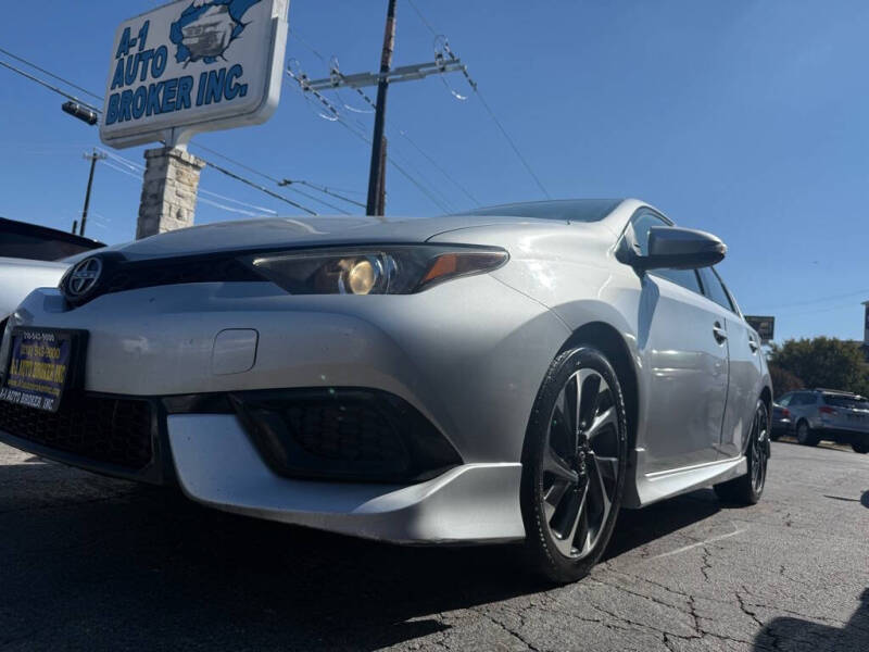 2016 Scion iM Base's photo