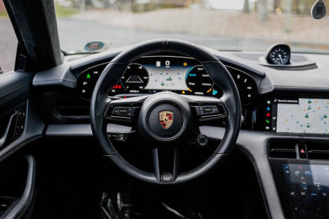 2023 Porsche Taycan Turbo