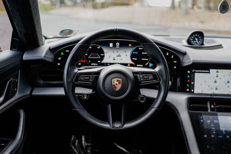 2023 Porsche Taycan Turbo