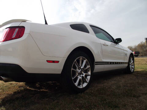 2010 Ford Mustang V6