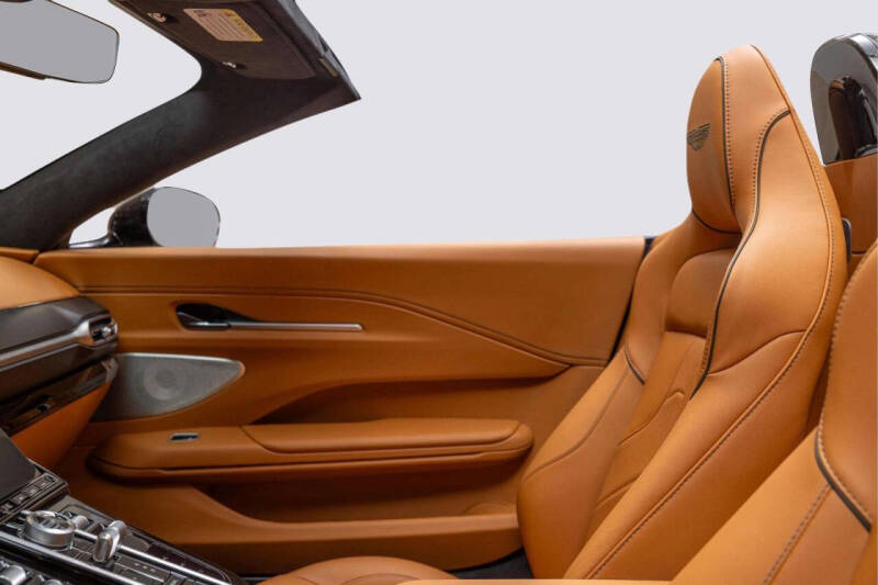 2026 Aston Martin Vantage Roadster