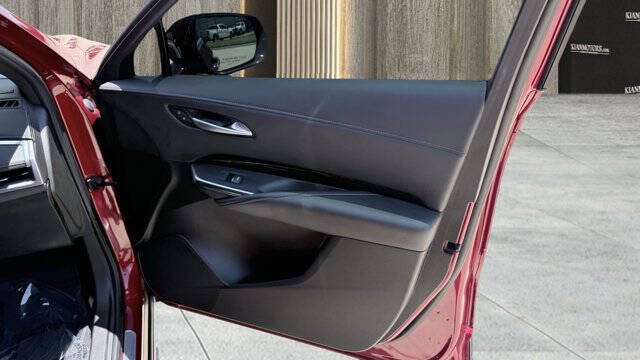 2024 Cadillac XT4 Luxury