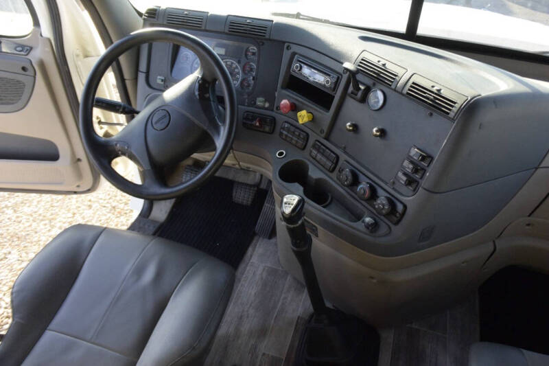 2016 Freightliner Cascadia