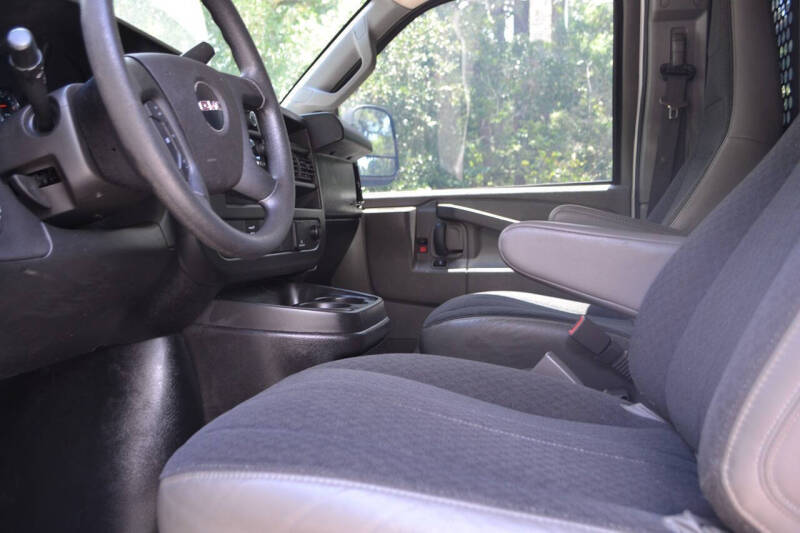 2019 GMC Savana 2500