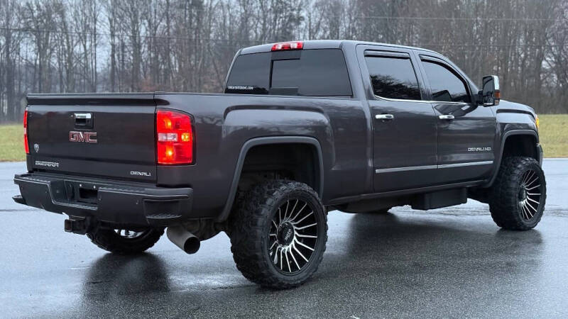 2015 GMC Sierra 3500HD Denali