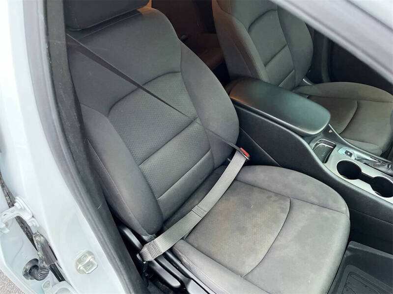 2024 Chevrolet Malibu LS